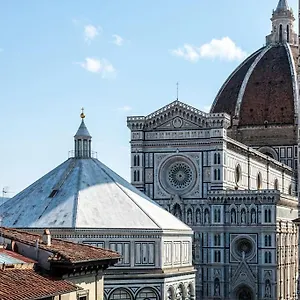 https://duomo-elegante-appartamento.it-tuscanyhotel.com