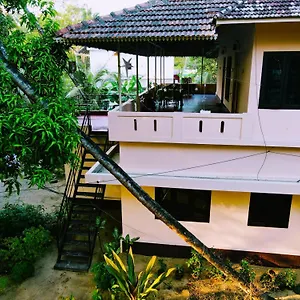 https://marari-charlys-homestay.kerala-hotels.net